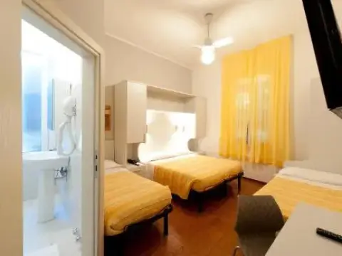 Hotel Gardenia - Photo 4