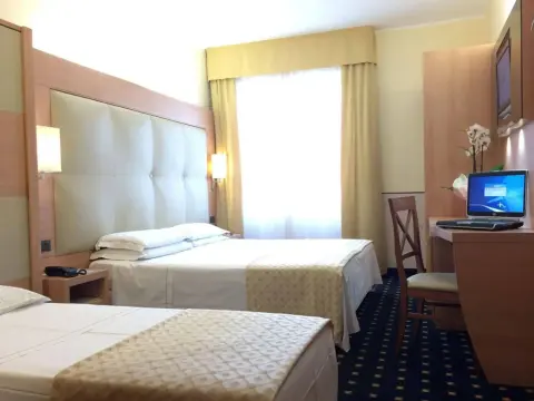 Hotel Gardenia & Villa Charme - Photo 3