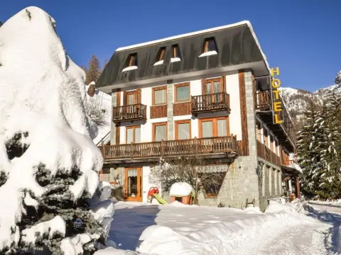 Hotel Genzianella - Foto 1