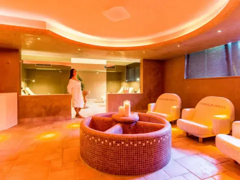 Hotel Golf Inn - Photo 2