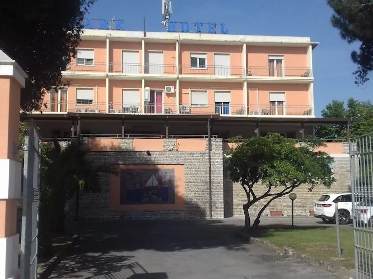 Hotel Grand Majestic