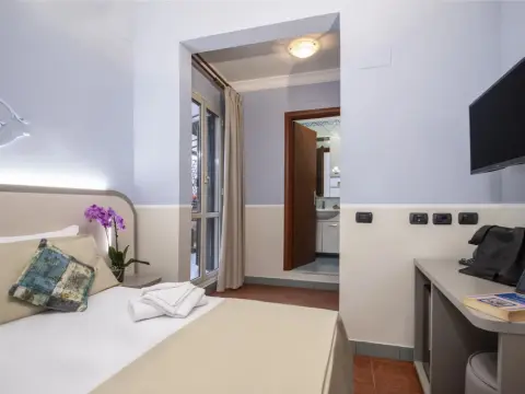 Hotel Grifo - Photo 4