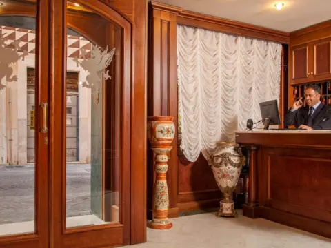 Hotel Grifo - Photo 2