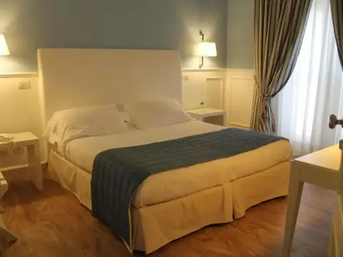 Hotel Helios - Photo 3