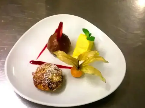 Hotel Hell - Photo 1