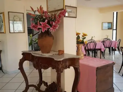 Hotel Il Grottone - Photo 2