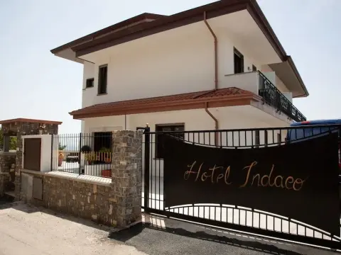 Hotel Indaco - Photo 1