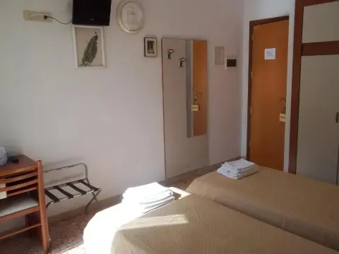 Hotel Italia - Photo 2