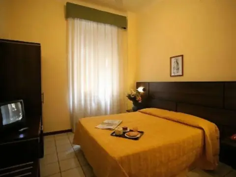 Hotel La Pace - Photo 4