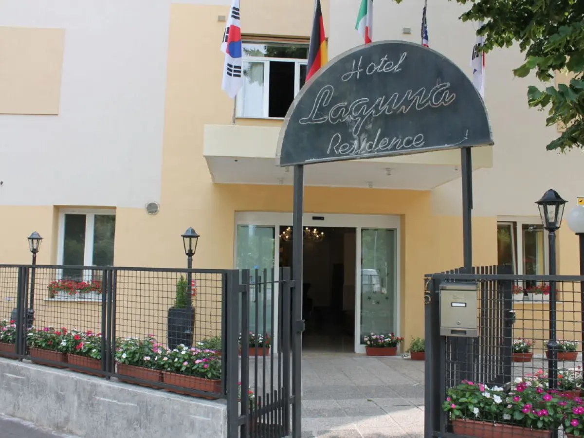 Hotel Laguna Residence