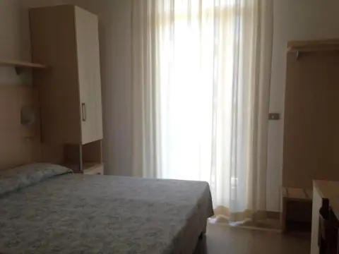 Hotel Lazzarini - Photo 1