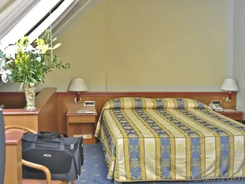 Hotel Lloyd Milan - Photo 3