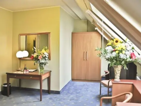 Hotel Lloyd Milan - Photo 4