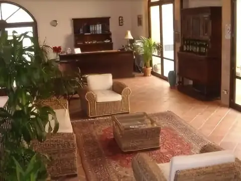 Hotel Locanda Del Castello - Photo 2