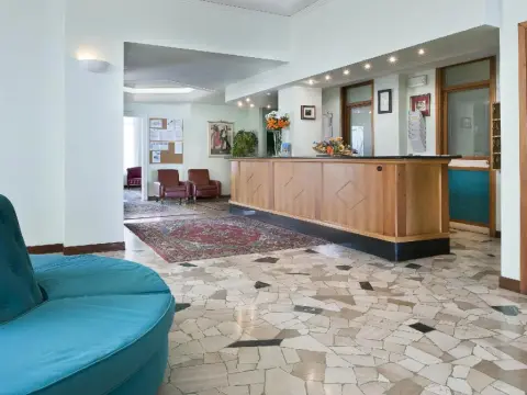 Hotel London - Photo 2