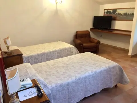 Hotel Luna - Photo 3