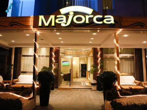 Hotel Majorca - Photo 1