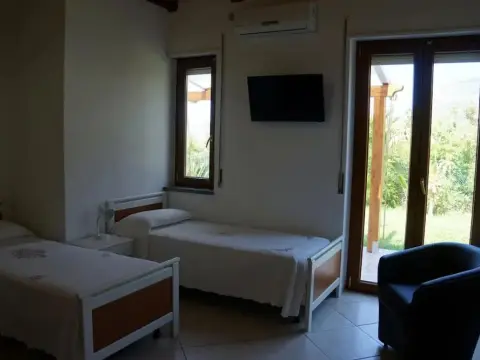 Hotel Maremonti - Photo 4