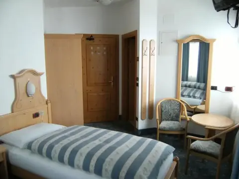 Hotel Maria Flora - Photo 3