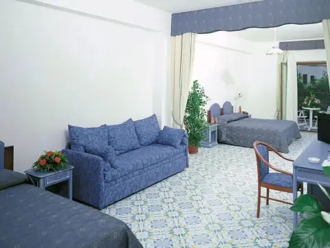 Hotel Martinica - Photo 4