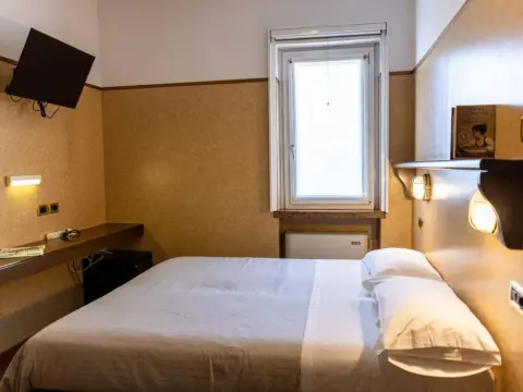 Hotel Mary - Photo 3