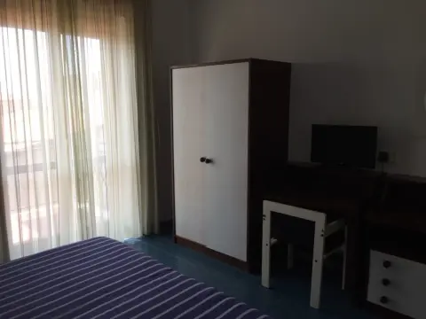 Hotel Mediterraneo - Photo 2