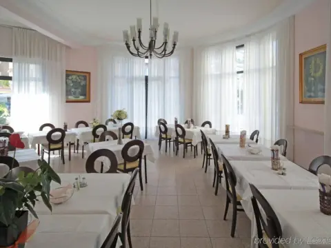 Hotel Mignon - Photo 3