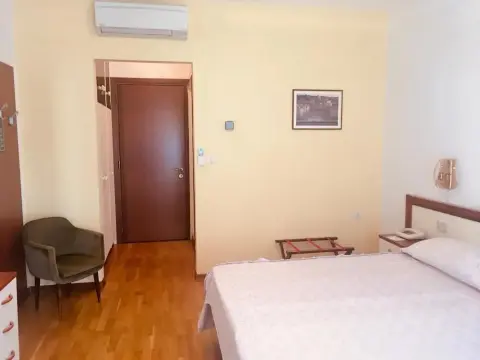 Hotel Milano - Photo 4