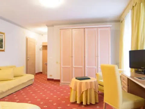 Hotel Miramonti - Photo 3