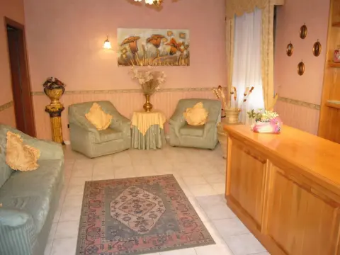 Hotel Nespolo D'Oro - Photo 4