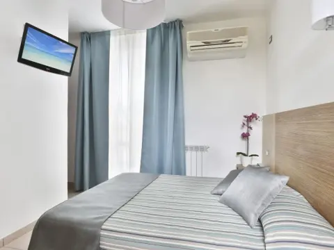 Hotel Nuovo Tirreno - Photo 3