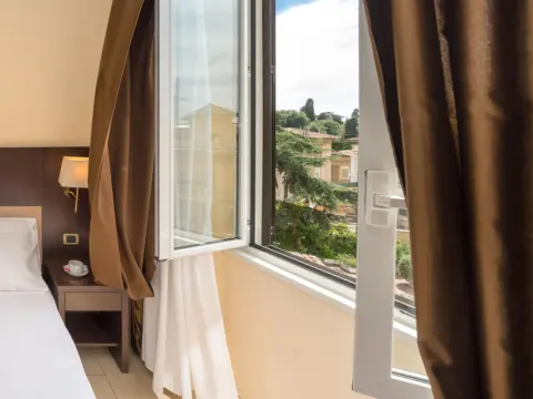 SHG Hotel Portamaggiore - Photo 3