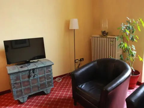 Hotel Portici - Photo 2