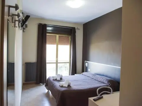 Hotel Ristorante Campo Verde - Photo 2