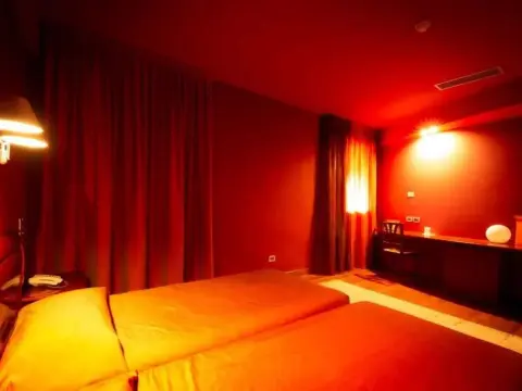 Hotel Ristorante Due Platani - Photo 2