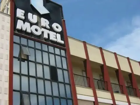 Hotel Ristorante Euromotel Bari - Photo 1
