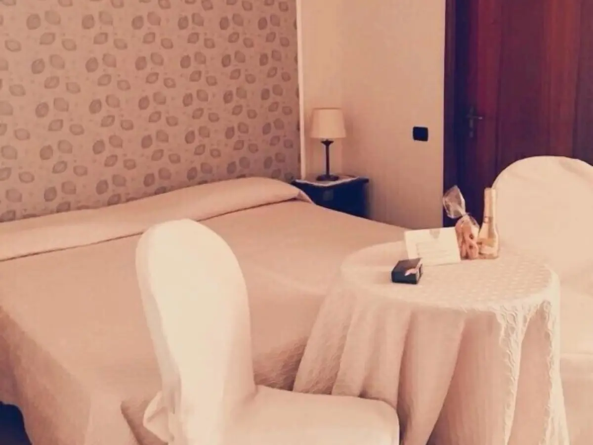 Hotel Ristorante Guardanapoli