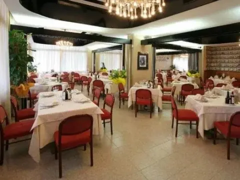 Hotel Ristorante Lido - Photo 1