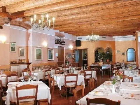 Hotel Ristorante Piazza Brembana - Photo 4