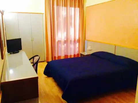 Hotel Ristorante Venusia - Photo 2