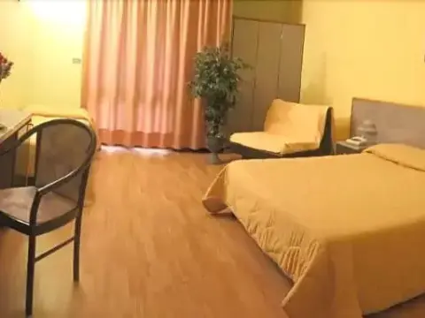 Hotel Ristorante Venusia - Photo 4