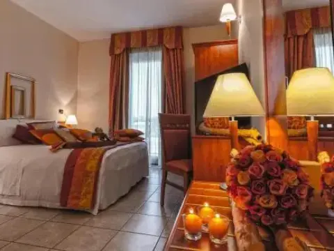 Hotel Rondissone - Photo 4