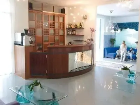 Hotel Royal - Photo 3