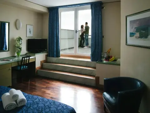 Hotel Royal - Photo 4