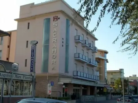 Hotel Sacramora - Photo 1