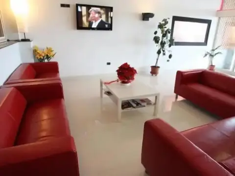 Hotel Sacramora - Photo 2