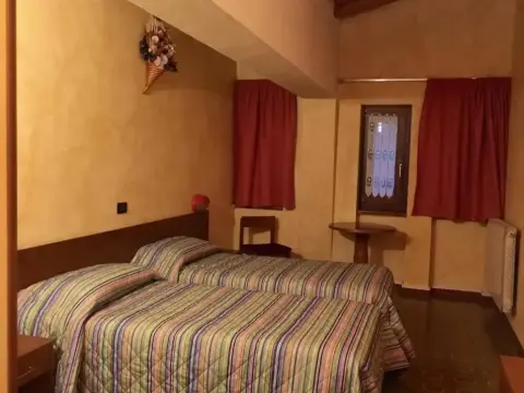 Hotel Sarre - Photo 1