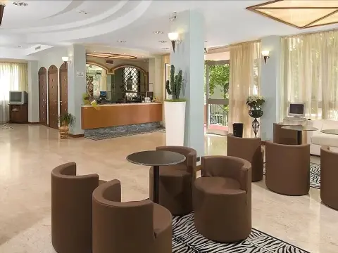 Hotel Savoia - Photo 2