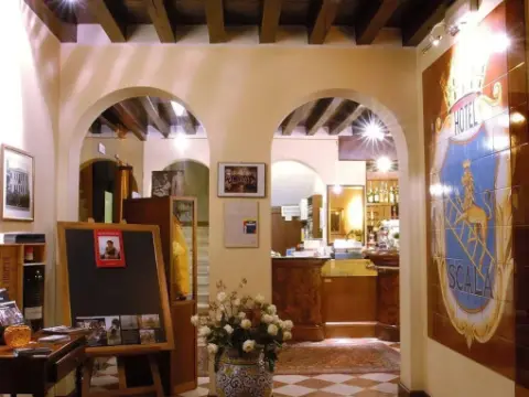 Hotel Scala - Photo 2