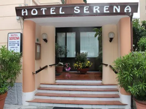 Hotel Serena - Photo 1